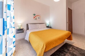 Apartment, Balcony, City View | Desk, soundproofing - Luisa Flat - Metro Basilica San Paolo (Rome)