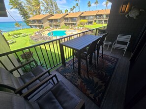Outdoor dining - SUMMER SALE! Experience Oceanfront luxury in West Maui! - Polynesian Shores 224 (Lahaina)