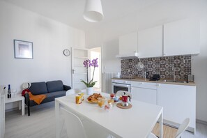 Interior - GuestHost - Dimora Buonvino (Bari)