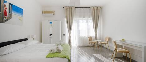 2 bedrooms, iron/ironing board