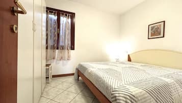 Apartment, 1 Bedroom, Patio, Garden View | 2 bedrooms