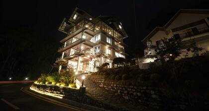 Longitude Homestay