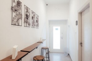 Interior - GuestHost - Guest Host - Elegant Studio Apt Maison Vittoria (Bari)
