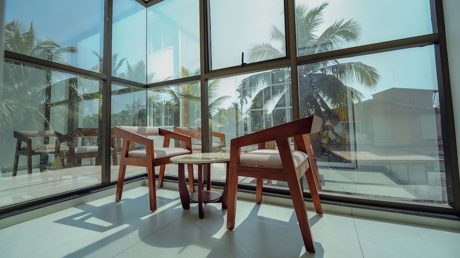 GREEN VIEW SUITES