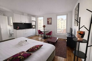 Iron/ironing board, WiFi, bed sheets - Appartement 25m2 Bien Amenage- Paris 12 - 2p (Paris)
