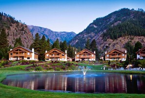 Exterior - 2x2BR Bavarian Retreat, Hot Tub, 1 Mi to Downtown (Leavenworth)