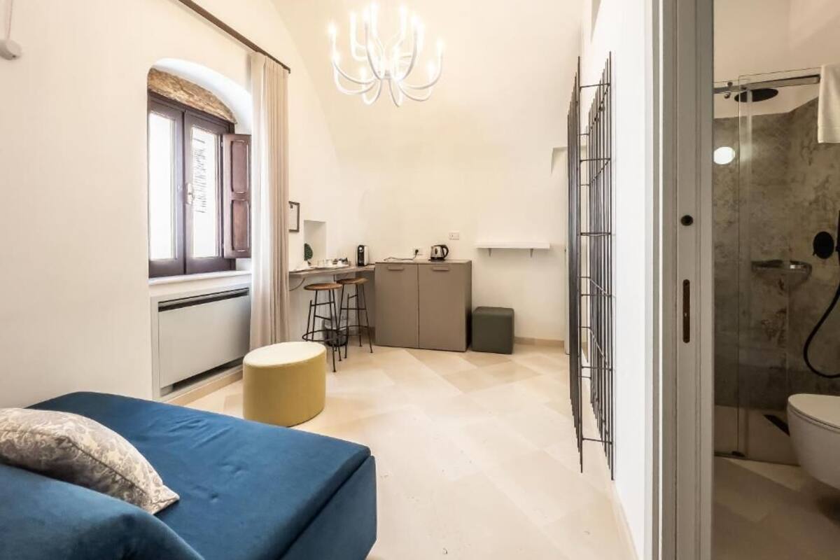 デラックス 4 人部屋 バルコニー シティビュー