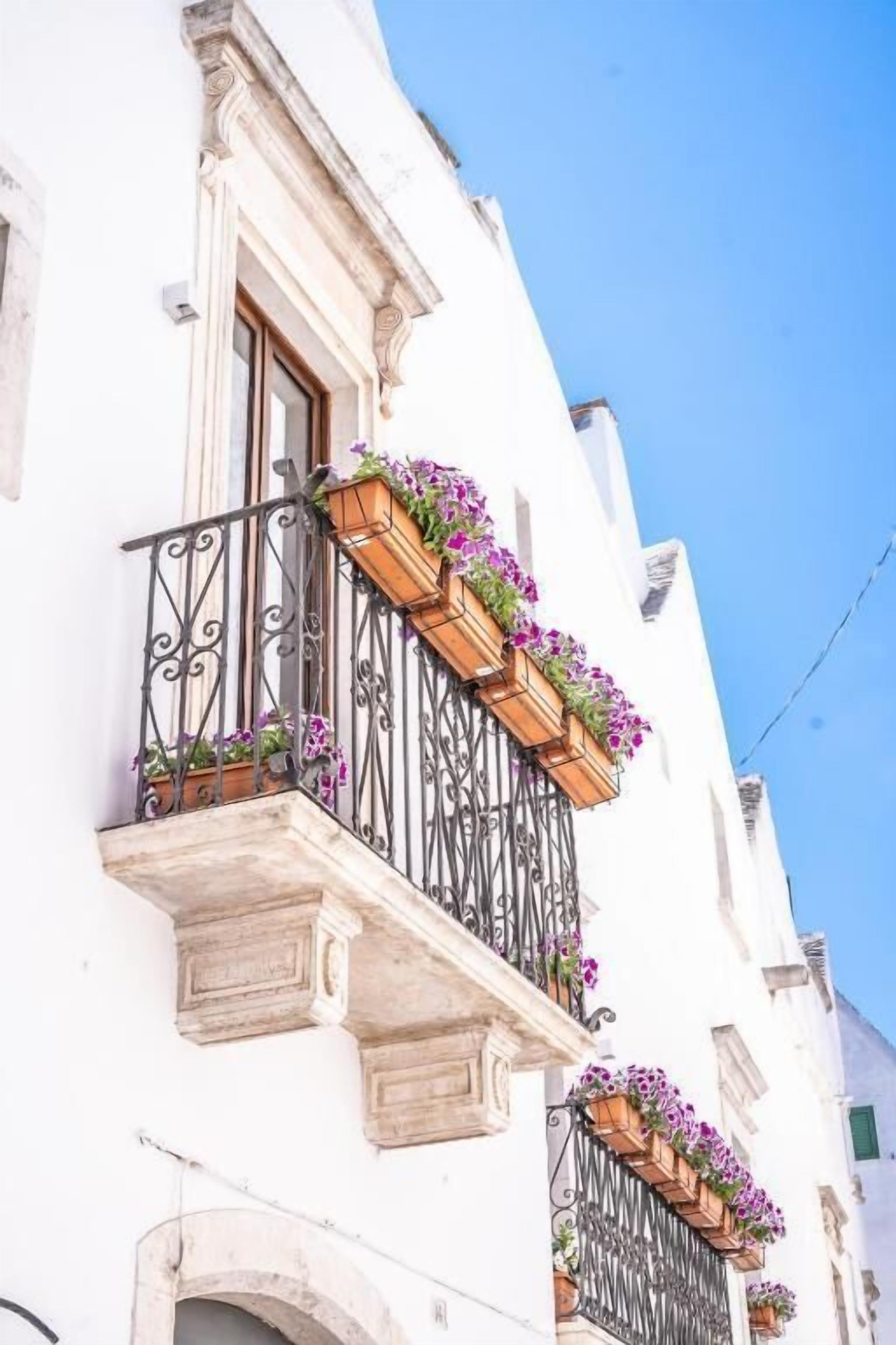 Junior-Doppelzimmer, Balkon, Stadtblick | Außendetails