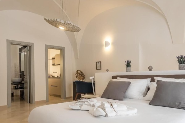 Doppia Junior, 1 letto queen, non fumatori, vista città | Wi-Fi gratuito