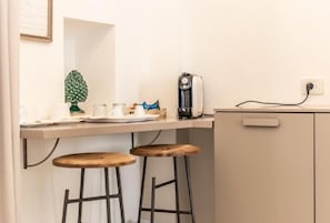 Neljän hengen deluxe-huone, parveke, kaupunkinäköala