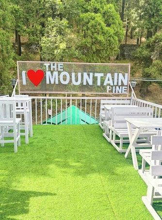 Exterior. Hotel The Mountain Pine Nainital