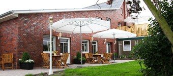 Farmhouse 'Auf Bauernhof' with Shared Terrace, Shared Garden and Wi-Fi