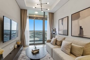 TV - Tranquil 1Bedroom Living in Aykon Tower (Dubai)