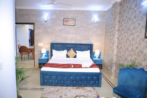 Apartment - Fortune Home Service Apartment  D-198 (New Delhi)