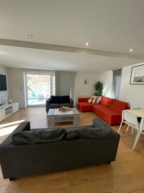 Living area - 3 Bedroom House in Central London (London)