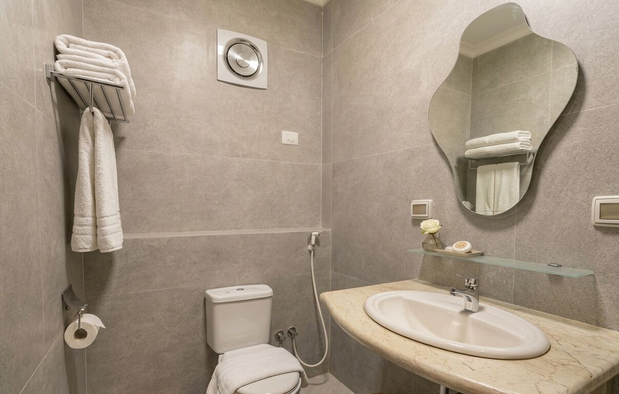 Handtücher, Seife, Toilettenpapier