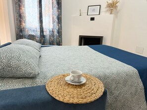 3 bedrooms, iron/ironing board, WiFi, bed sheets - Stabia Apartment (Angri)