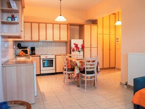 Private kitchen - Hilltop apartment in Vasilikos with stunning nature views! (Vasilikos)