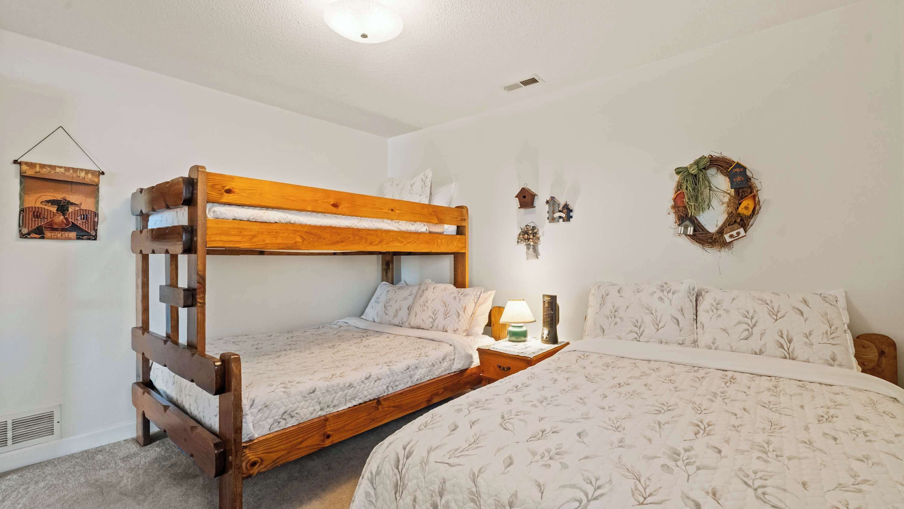 2 bedrooms, individually decorated, individually furnished
