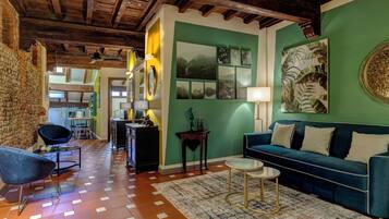 Apartment | Living area