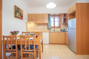 Private kitchen - Hilltop apartment in Vasilikos with stunning sea views! (Vasilikos)