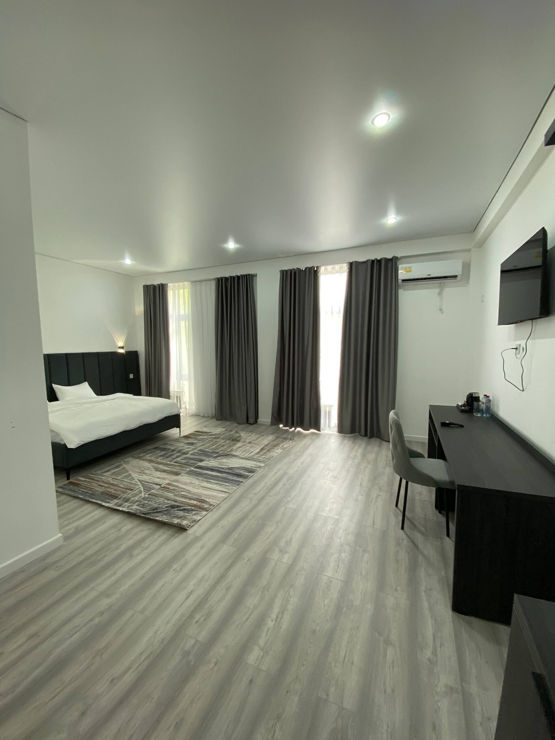 Deluxe Suite, Mountain View