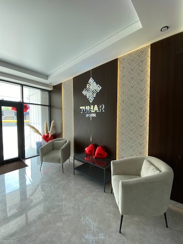 Tumar Hotel