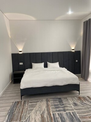 Deluxe Suite, Mountain View | Laptop workspace, blackout curtains, iron/ironing board, free WiFi - Tumar Hotel (Tuzdybastau)
