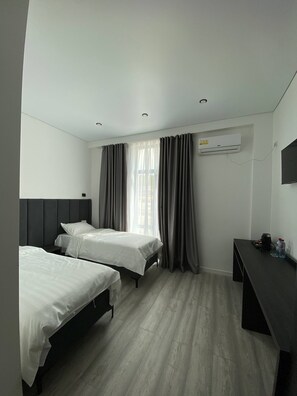 Basic Twin Room, Mountain View