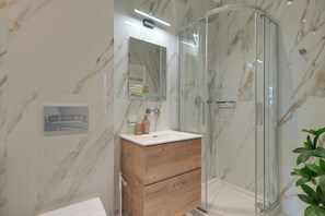 Apartemen Superior, 2 kamar tidur | Kamar mandi