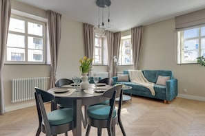 Classic Apartment, 1 Bedroom | Blackout curtains, free WiFi, bed sheets - Budynek Dyrekcji by Browar Hevelius (Gdańsk)