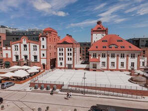 Căn hộ phong cách cổ điển, 1 phòng ngủ | Bãi đậu xe