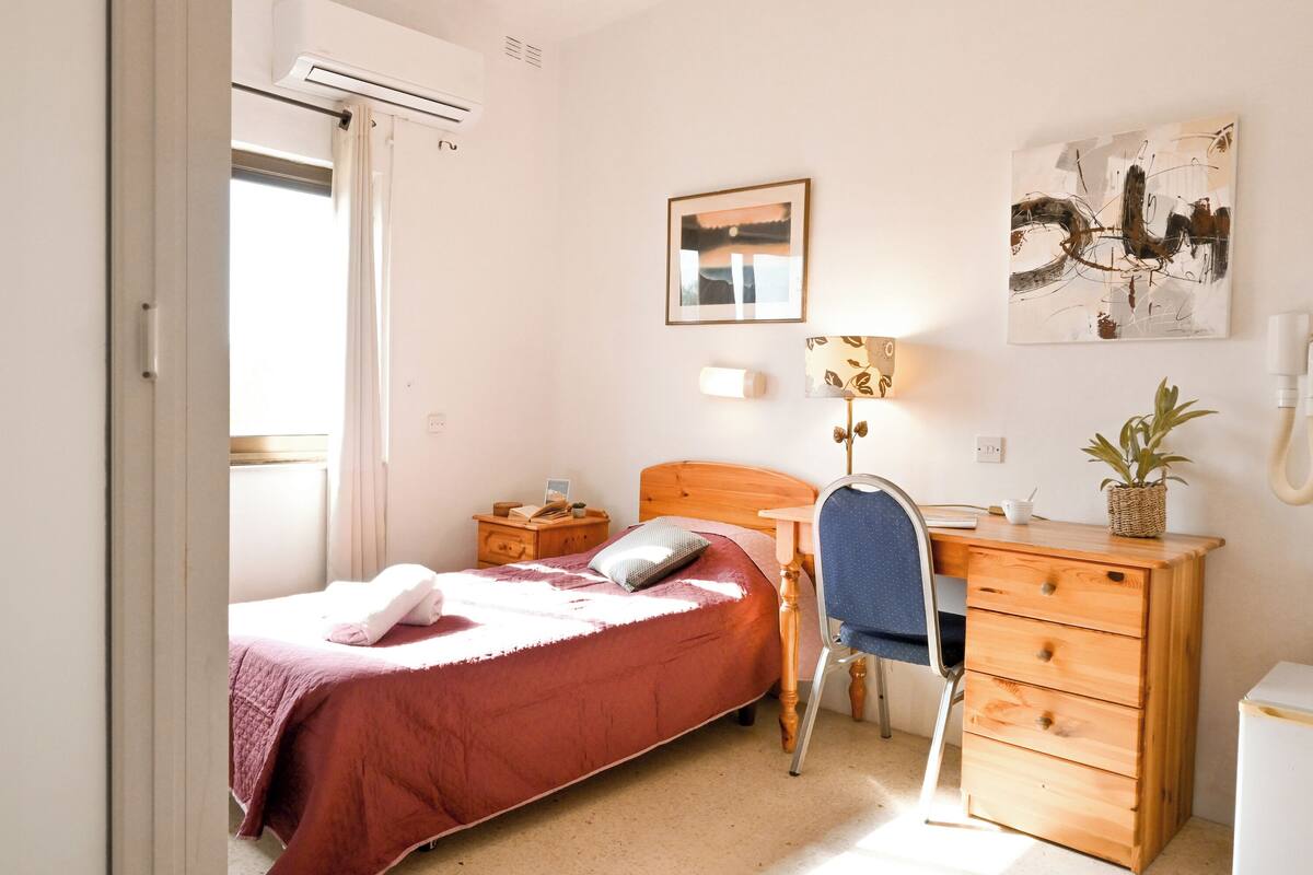 Standard Room, Multiple Bedrooms (Sefranda Guesthouse Ensuite Room 4)