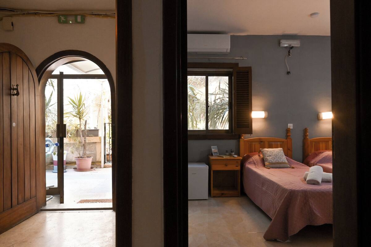 Standard Room, Multiple Bedrooms (Sefranda Guesthouse Ensuite Room 2)
