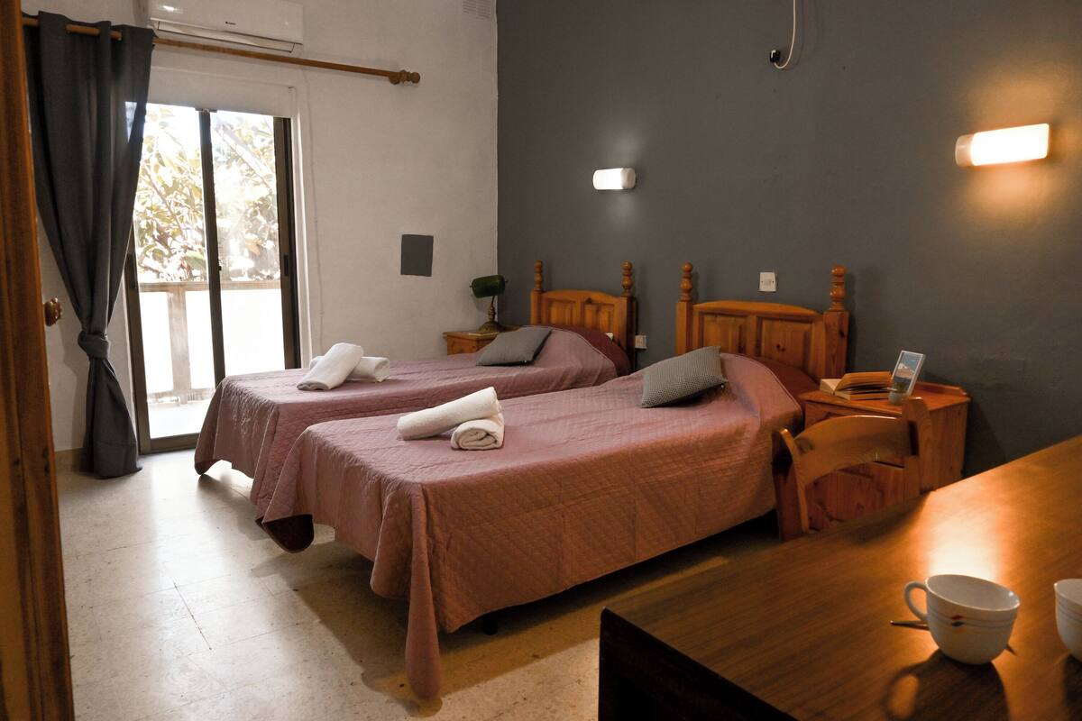 Standard Room, Multiple Bedrooms (Sefranda Guesthouse Ensuite Room 6)