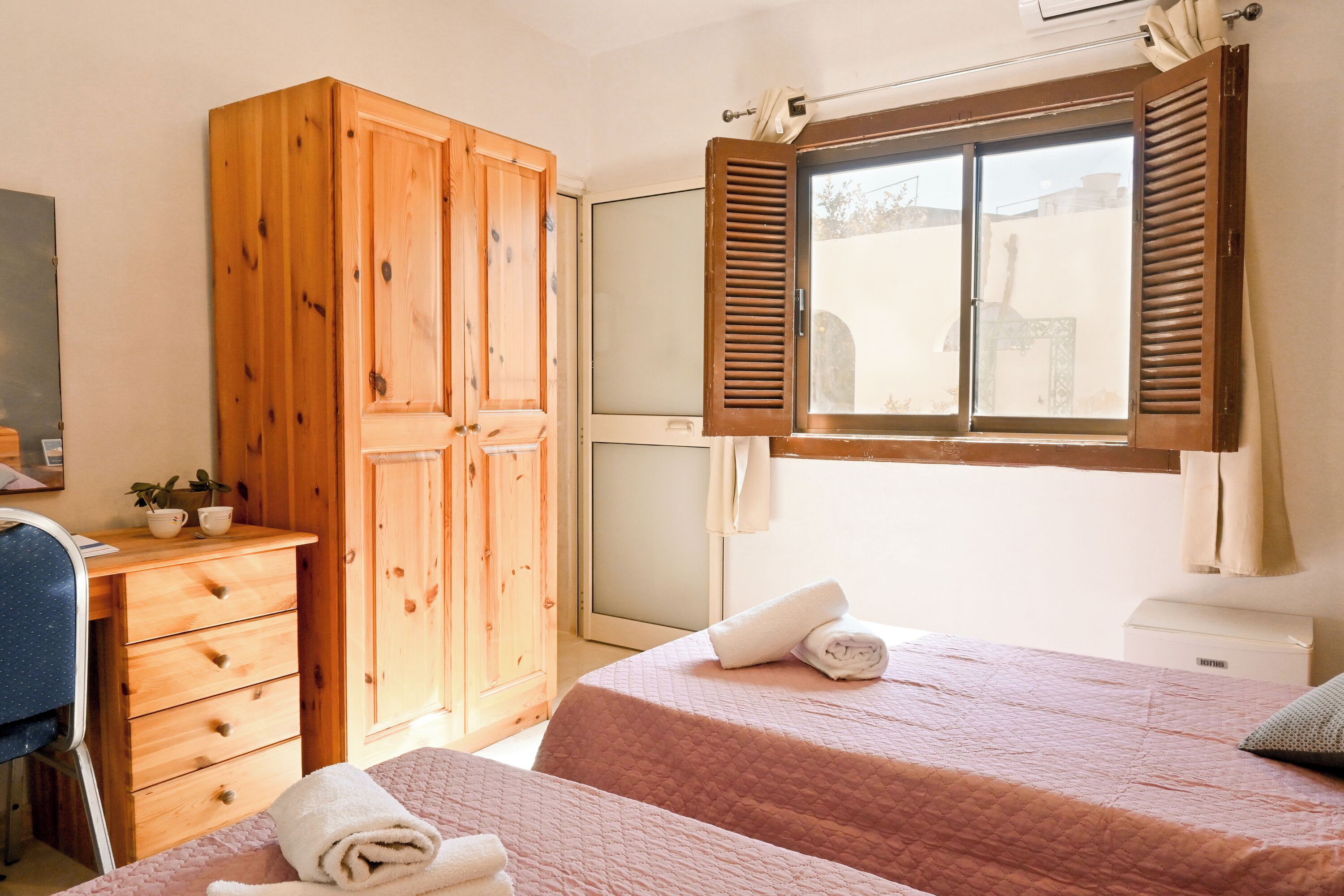 Standard Room, Multiple Bedrooms (Sefranda Guesthouse Ensuite Room 3)