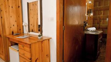 Standard Room, Multiple Bedrooms (Sefranda Guesthouse Ensuite Room 6) | Bathroom | Shower, hair dryer, towels, soap