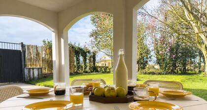 Cintha: House for 8 next to Luarca Golf Course