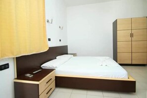 Standard Double Room, Balcony, Hill View - Hotel Colosseo (Vlora)