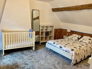 2 Schlafzimmer, Bügeleisen/Bügelbrett, WLAN, Bettwäsche