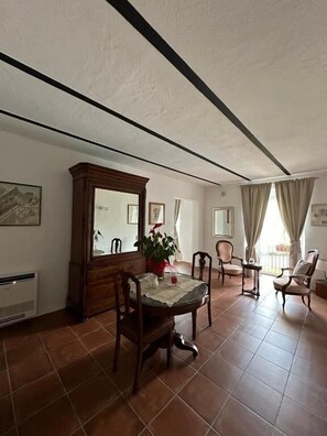 Interior - resort nuvola srls (Ripabottoni)