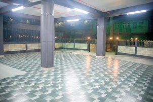 Free self-parking