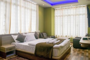 Deluxe Room, 1 King Bed, City View | Iron/ironing board, free WiFi, bed sheets, wheelchair access - H.N GUEST HOUSE (Shillong)