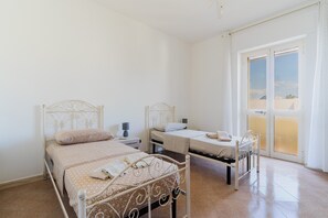 3 chambres, draps fournis