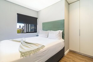 1 bedroom, WiFi, bed sheets - Coastal Heights with Mountain Views (Cape Town)