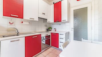 Condo | Private kitchen