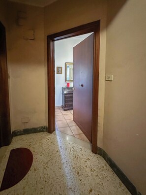 Interior - Marta Suite - Metro Malatesta (Rome)