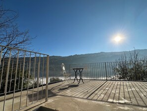 Comfort Double Room, Hill View | Property grounds - CA JURZOT (Gorzegno)