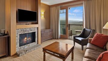 TV, fireplace, offices