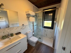 Appartement, vue jardin | Salle de bain